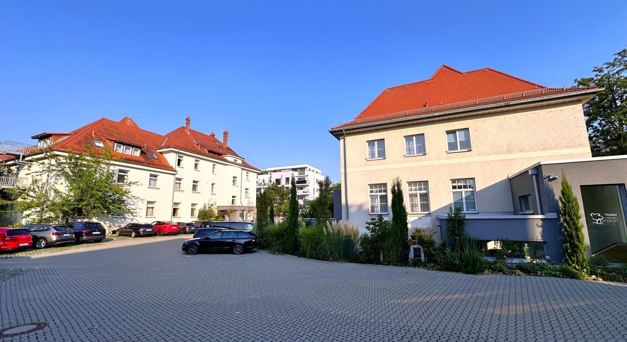 Hotel Primavera Parco Fuerth Exterior photo